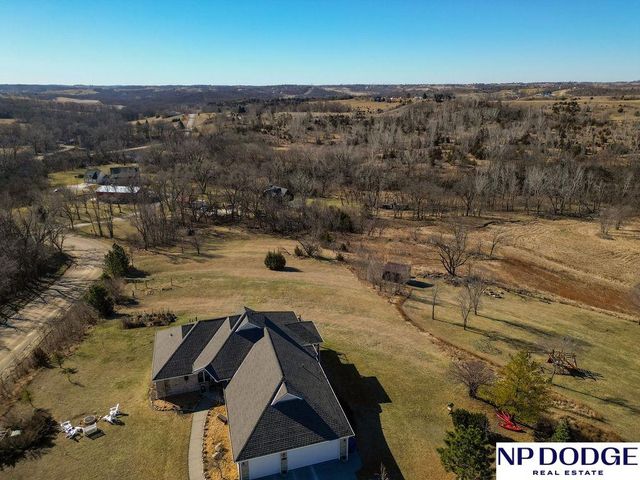 10007 Crystal Lake Drive, Blair, NE 68008