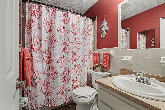 38619 TRELLIS AVENUE, Zephyrhills, FL 33540