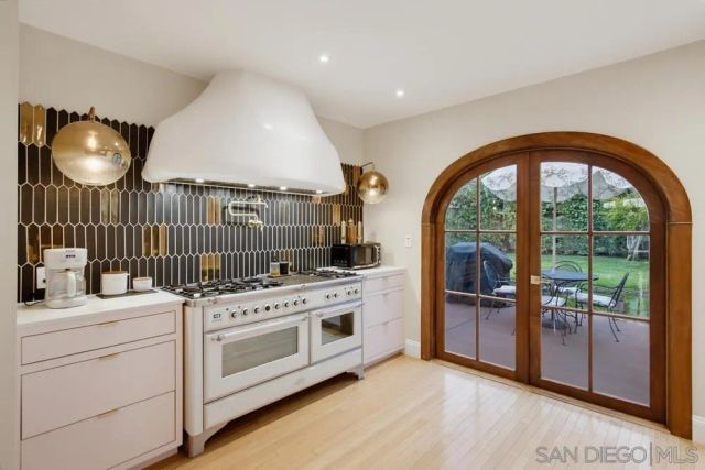 2633 San Marcos Ave, San Diego, CA 92104
