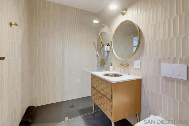 2633 San Marcos Ave, San Diego, CA 92104