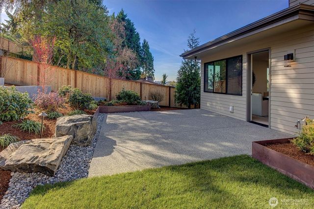 3036 67th Avenue SE, Mercer Island, WA 98040