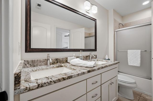 961 River Forest Drive, Hamilton Twp, OH 45039