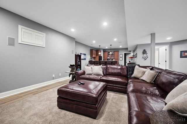 961 River Forest Drive, Hamilton Twp, OH 45039