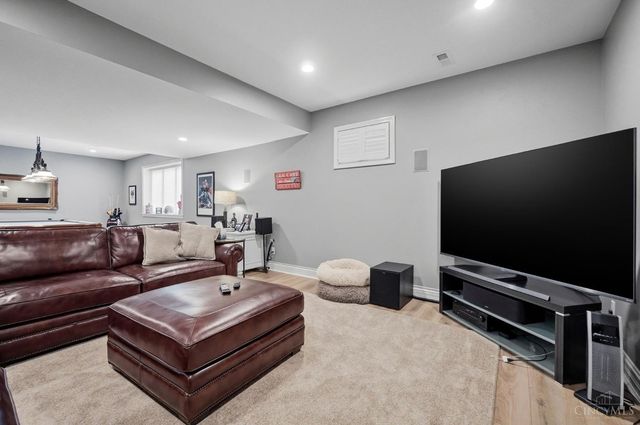 961 River Forest Drive, Hamilton Twp, OH 45039