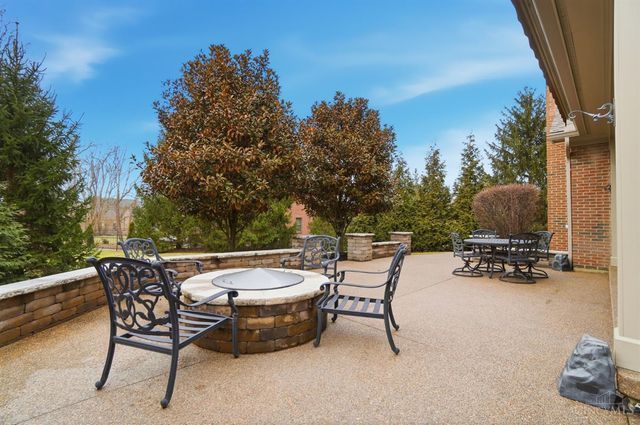 961 River Forest Drive, Hamilton Twp, OH 45039