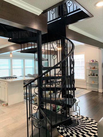 3909 Rice Boulevard, Houston, TX 77005