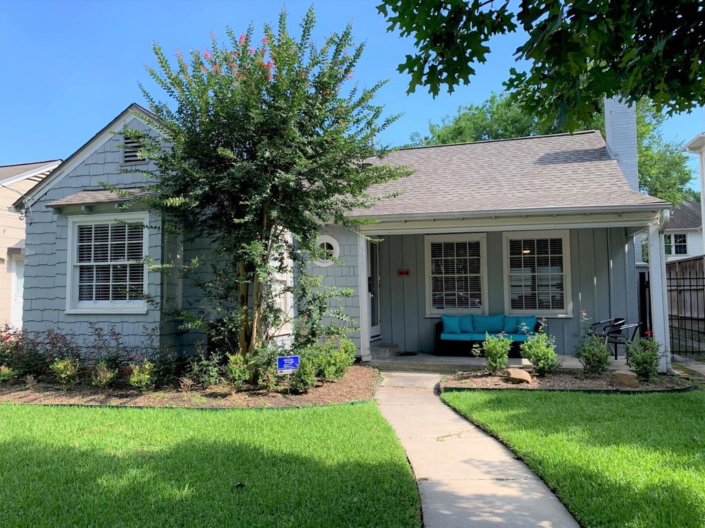 3909 Rice Boulevard, Houston, TX 77005