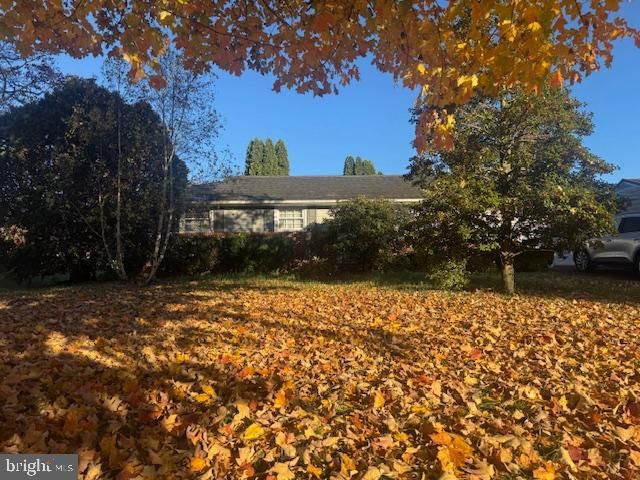 182 SUMMIT DR, Lewistown, PA 17044