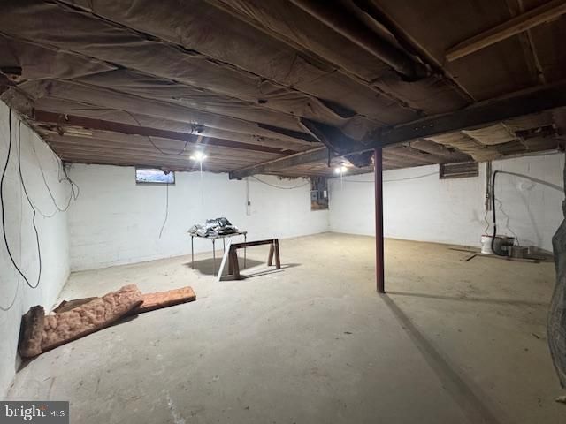 182 SUMMIT DR, Lewistown, PA 17044