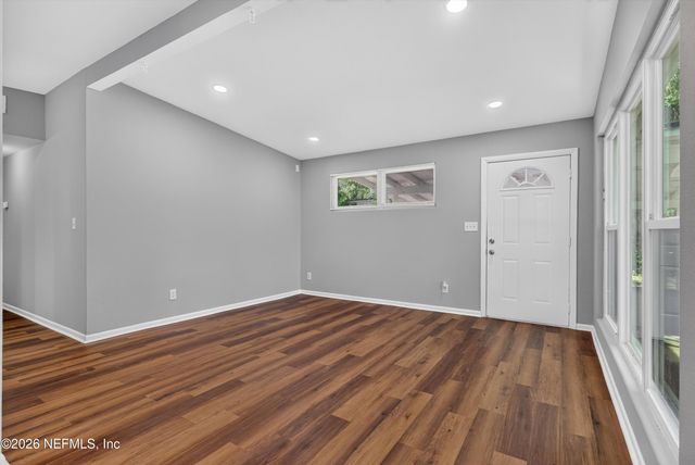 1928 MONTMARTE Drive, Jacksonville, FL 32210