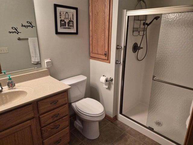 1828 N Claremont Drive, Janesville, WI 53545