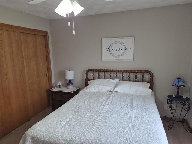 1828 N Claremont Drive, Janesville, WI 53545