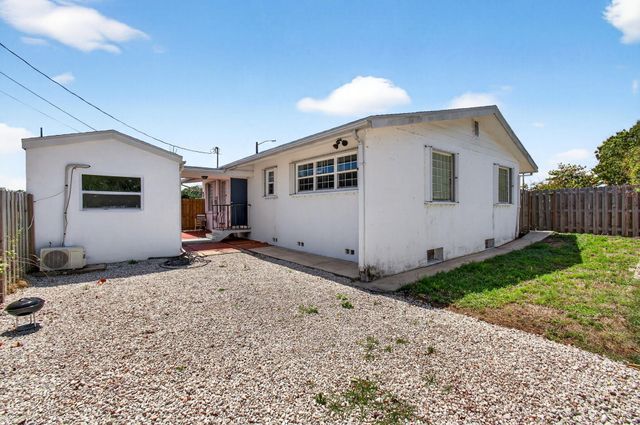 1004 N A Street, Lake Worth Beach, FL 33460