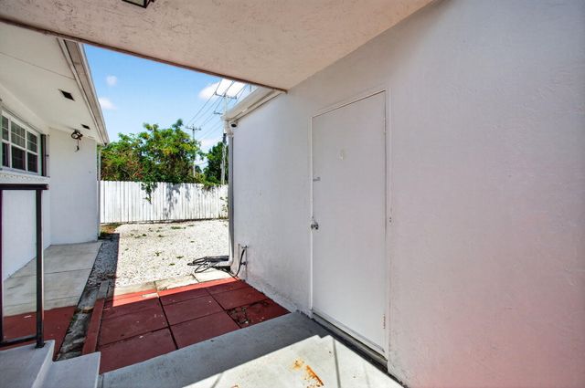 1004 N A Street, Lake Worth Beach, FL 33460