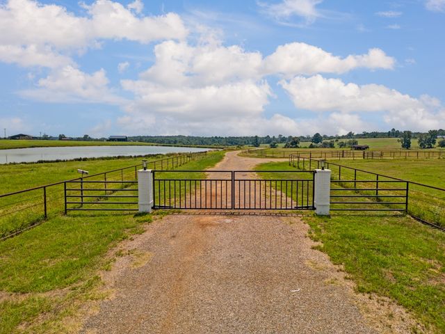 14702 State Hwy 155 N, Ore City, TX 75683