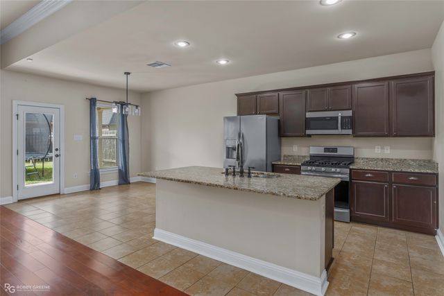 949 Maize Street, Bossier City, LA 71111