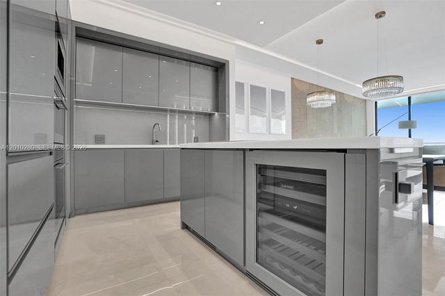 18975 COLLINS AVE 2001, Sunny Isles Beach, FL 33160