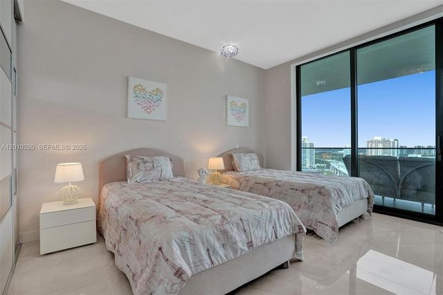 18975 COLLINS AVE 2001, Sunny Isles Beach, FL 33160
