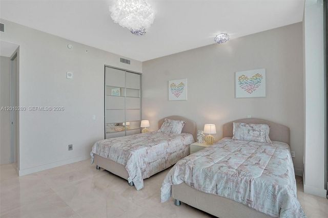 18975 COLLINS AVE 2001, Sunny Isles Beach, FL 33160