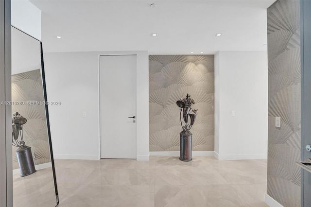 18975 COLLINS AVE 2001, Sunny Isles Beach, FL 33160