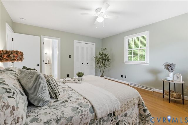 105 Flintlock Dr, Colonial Heights, VA 23834