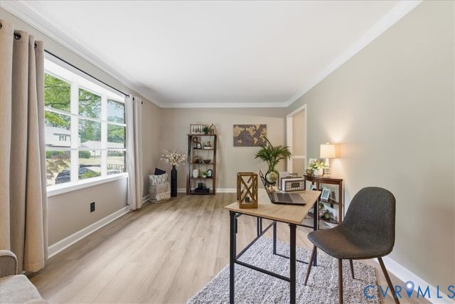 105 Flintlock Dr, Colonial Heights, VA 23834