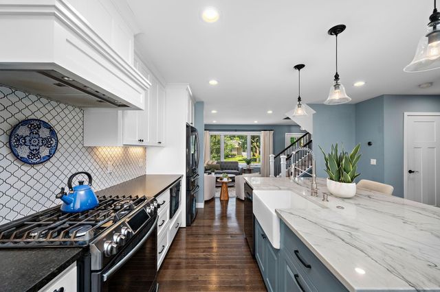 5557 Girard Avenue S, Minneapolis, MN 55419