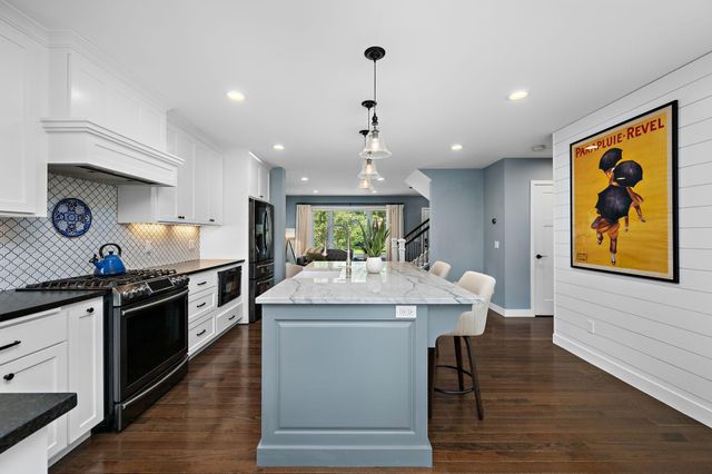 5557 Girard Avenue S, Minneapolis, MN 55419