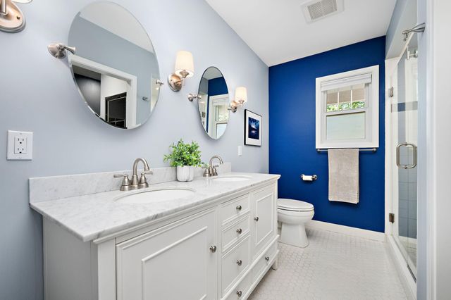 5557 Girard Avenue S, Minneapolis, MN 55419