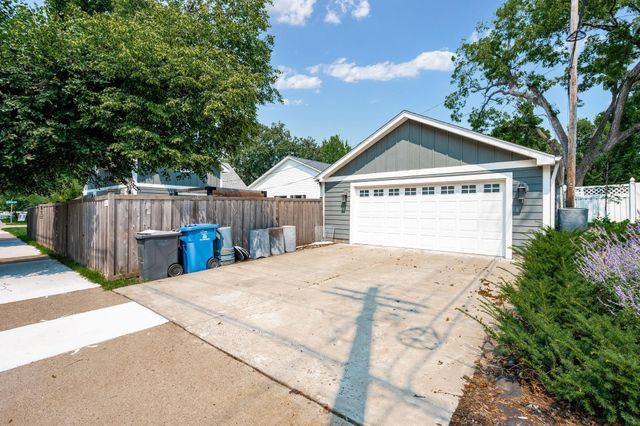 5557 Girard Avenue S, Minneapolis, MN 55419