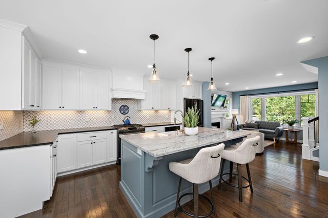 5557 Girard Avenue S, Minneapolis, MN 55419