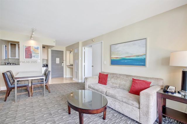 2670 E Sunrise Boulevard 1117, Fort Lauderdale, FL 33304