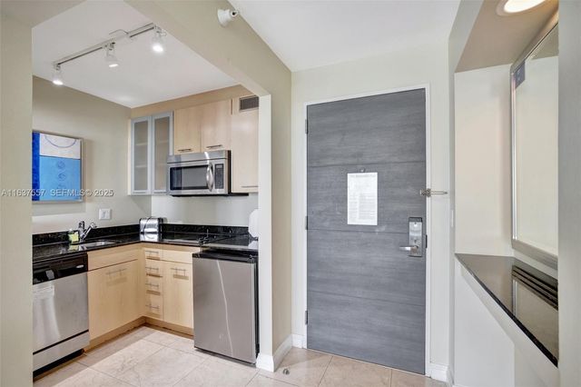 2670 E Sunrise Boulevard 1117, Fort Lauderdale, FL 33304