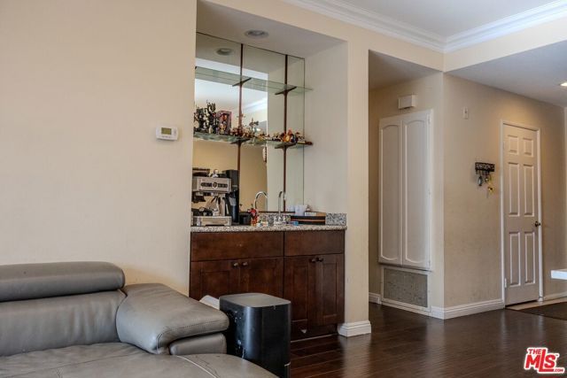 435 S La Fayette Park Place 219, Los Angeles, CA 90057