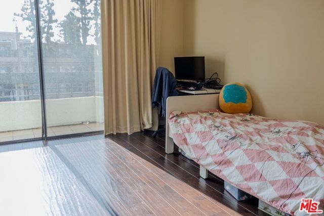 435 S La Fayette Park Place 219, Los Angeles, CA 90057