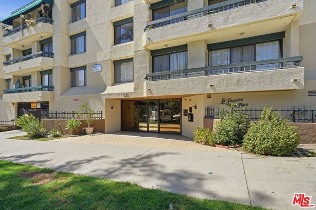 435 S La Fayette Park Place 219, Los Angeles, CA 90057