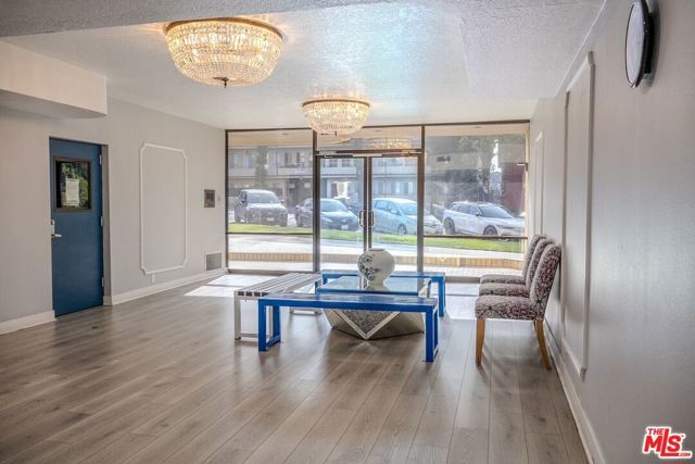 435 S La Fayette Park Place 219, Los Angeles, CA 90057