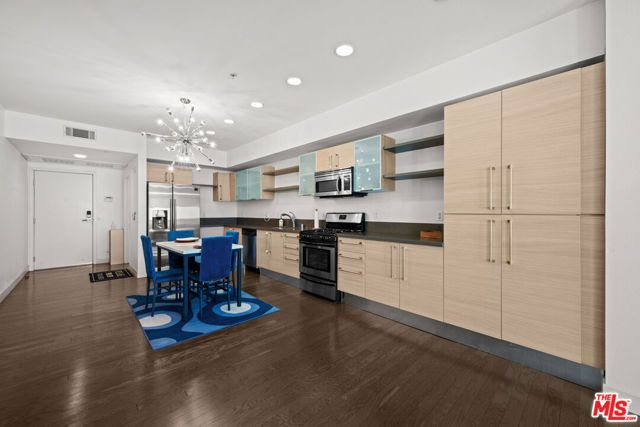 1234 Wilshire Boulevard 213, Los Angeles, CA 90017