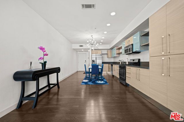 1234 Wilshire Boulevard 213, Los Angeles, CA 90017