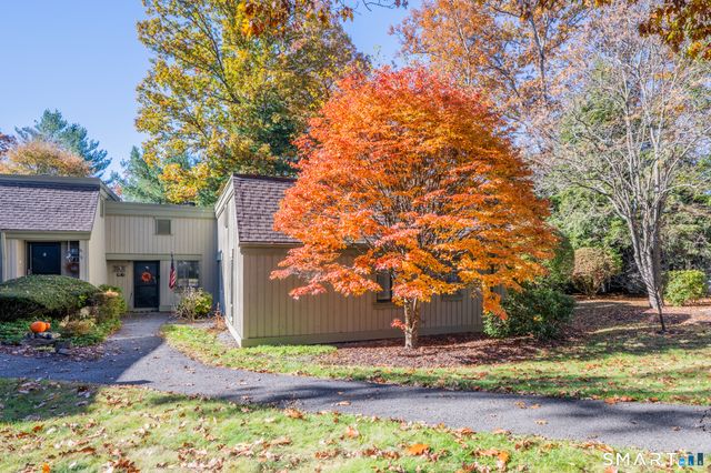 761 Heritage Village D, Southbury, CT 06488