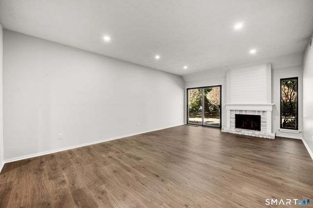 761 Heritage Village D, Southbury, CT 06488