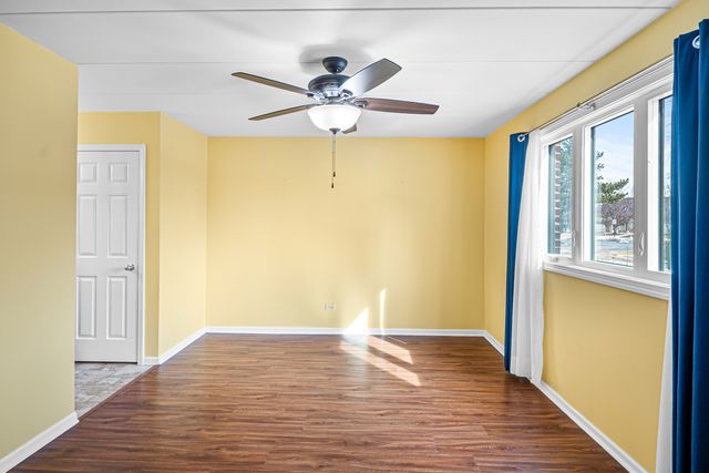 11015 S Theresa Circle 1C, Palos Hills, IL 60465