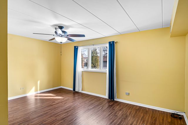 11015 S Theresa Circle 1C, Palos Hills, IL 60465