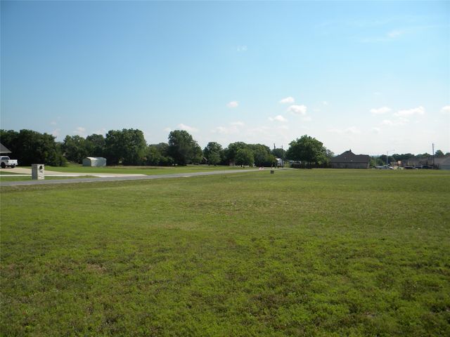 333 Wiley Street, Stephenville, TX 76401