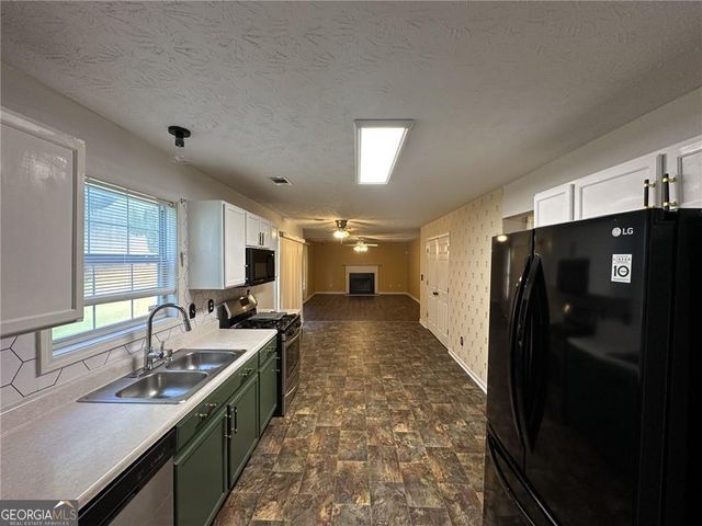 1847 Harmony Trace, Lithonia, GA 30058