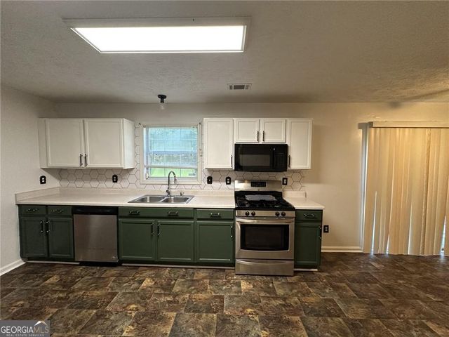 1847 Harmony Trace, Lithonia, GA 30058