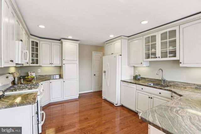 714 ISAAC TAYLOR DR, West Chester, PA 19382
