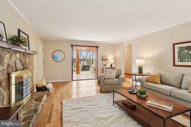 714 ISAAC TAYLOR DR, West Chester, PA 19382