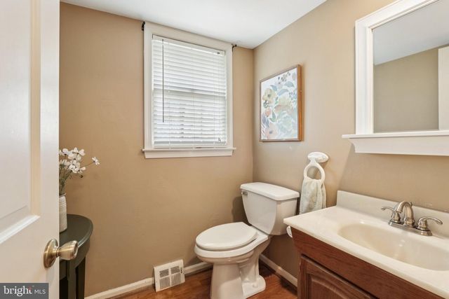 714 ISAAC TAYLOR DR, West Chester, PA 19382