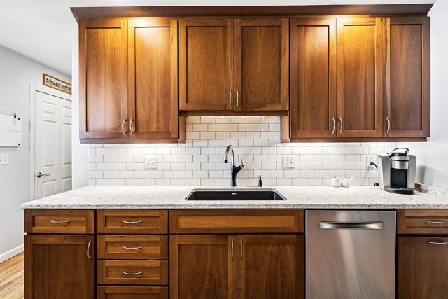 579 Sagamore Ave Unit 24, Portsmouth, NH 03801